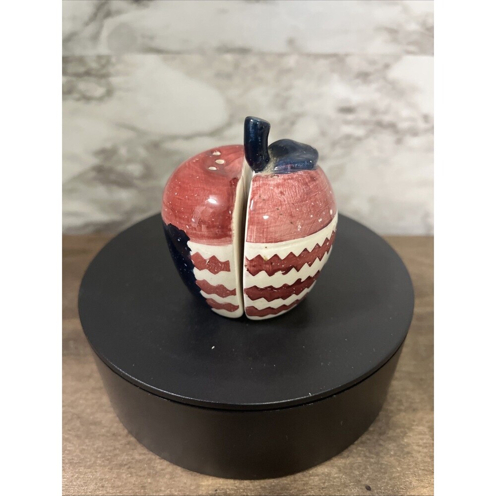 Patriotic Ceramic Apple Salt & Pepper Shaker Set Stars & Stripes Design